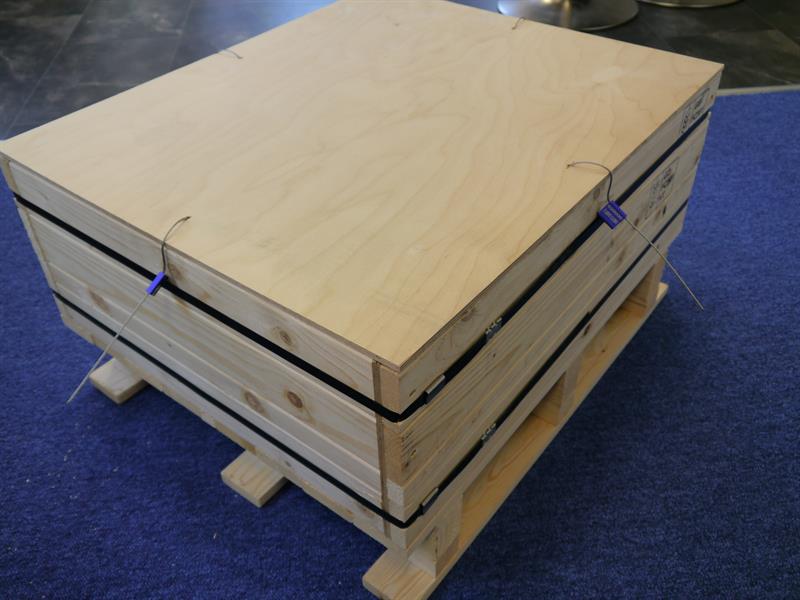 Unisto Bespoke Secure Pallet Crate.